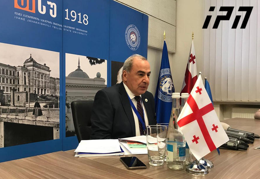 თსუ-ს რექტორი გია შარვაშიძე პლაგიატთან დაკავშირებით, მის მიმართ გამოთქმულ ბრალდებას ეხმაურება და განმარტებებს აკეთებს