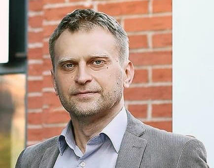 ავთანდილ წულაძე - ტრამპი უკრაინა-რუსეთის ომთან დაკავშირებით პასუხისმგებლობის არიდებას ცდილობს, მხარეებს მოლაპარაკებებისკენ მოუწოდებს, მაგრამ, ახლა უკრაინაზე და ევროპაზე ისეთ ზეწოლას არ ახდენს, როგორც მანამდე
