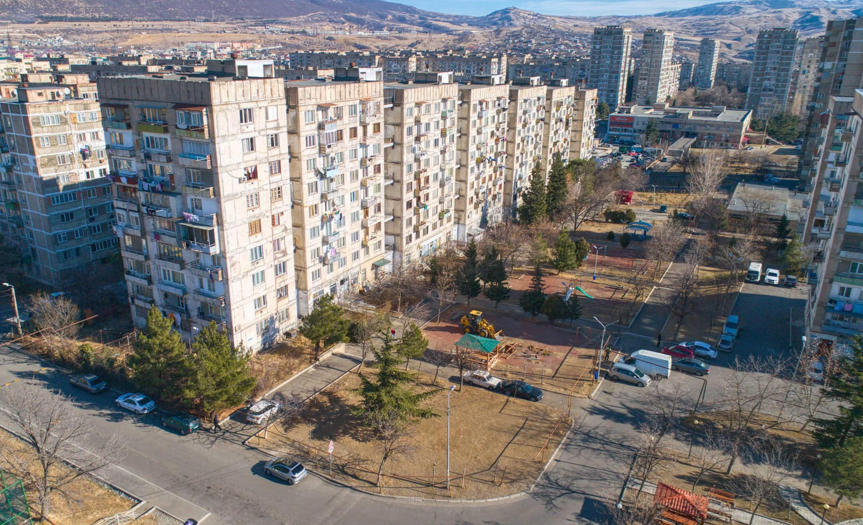 გლდანის მე-8 მიკრორაიონის N23 კორპუსის მიმდებარედ სკვერის რეაბილიტაცია განხორციელდება