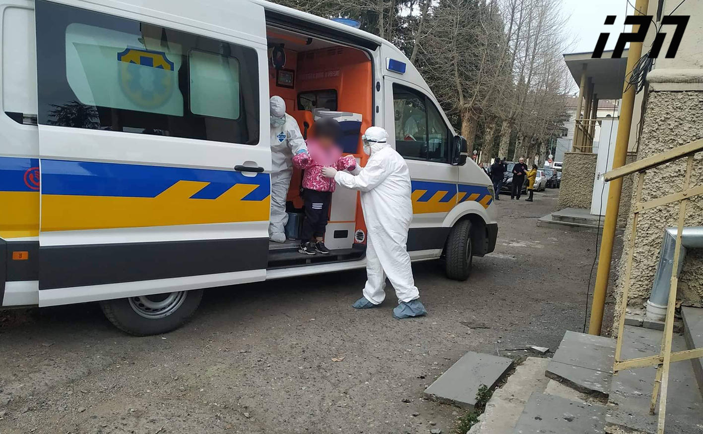 ინფექციური ცენტრის ხელმძღვანელი - ყაზბეგიდან გადმოყვანილი ჩინეთის 9 მოქალაქიდან ორ ბავშვს აღენიშნება ტემპერატურის მომატება და ისინი მოთავსდებიან ბოქსირებულ განყოფილებაში