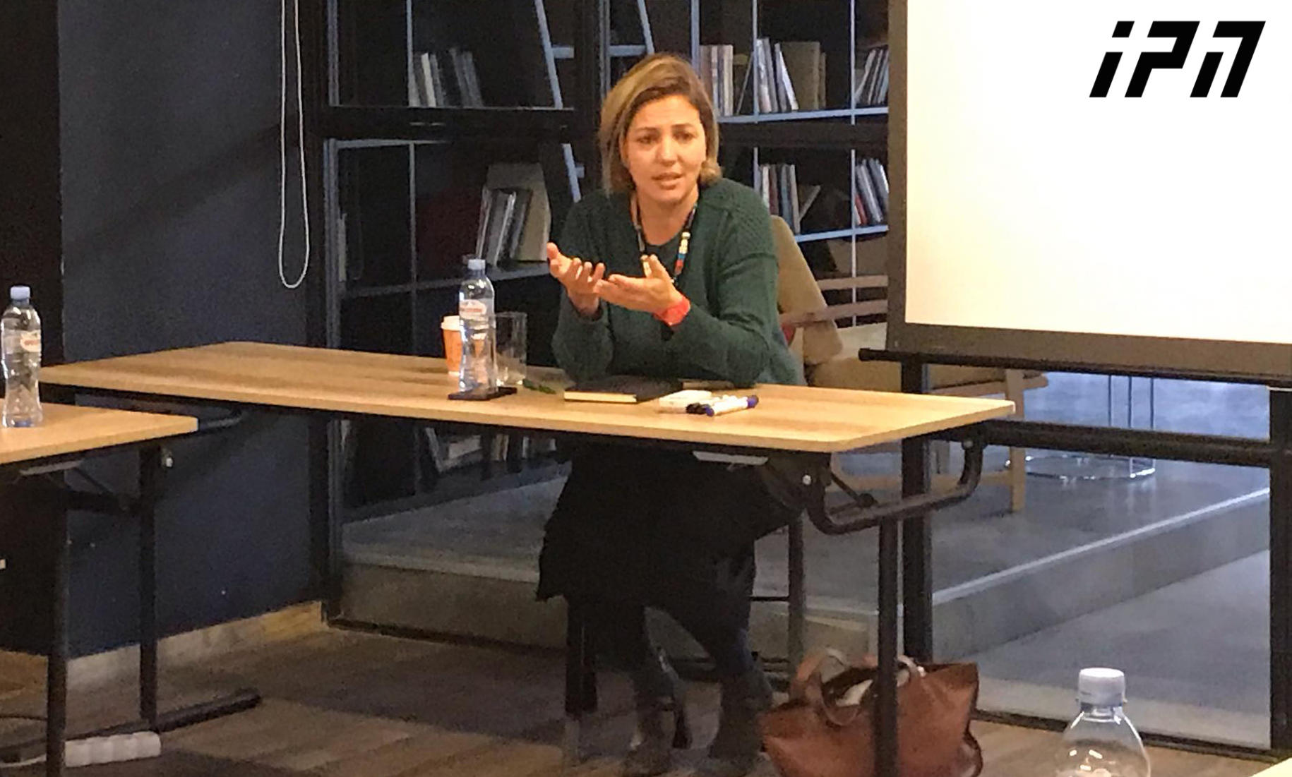 ანა დოლიძის განცხადებით, ერთ-ერთი მნიშვნელოვანი და სერიოზული საკითხი, რომელიც ონლაინთამაშებთან დაკავშირებით არსებობს, არის რეგულირების არარსებობა