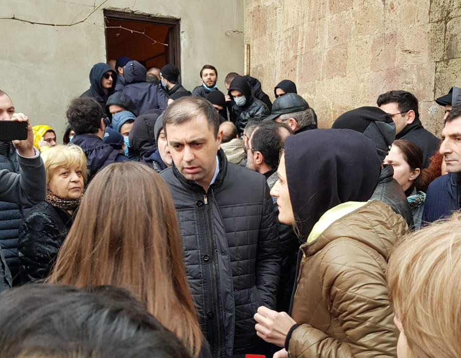 „თავისუფალი საქართველოს“ ინფორმაციით, დადიანის გამზირზე ერთ-ერთი ოჯახის გამოსახლება საზოგადოების აქტიურობის შედეგად შეჩერდა