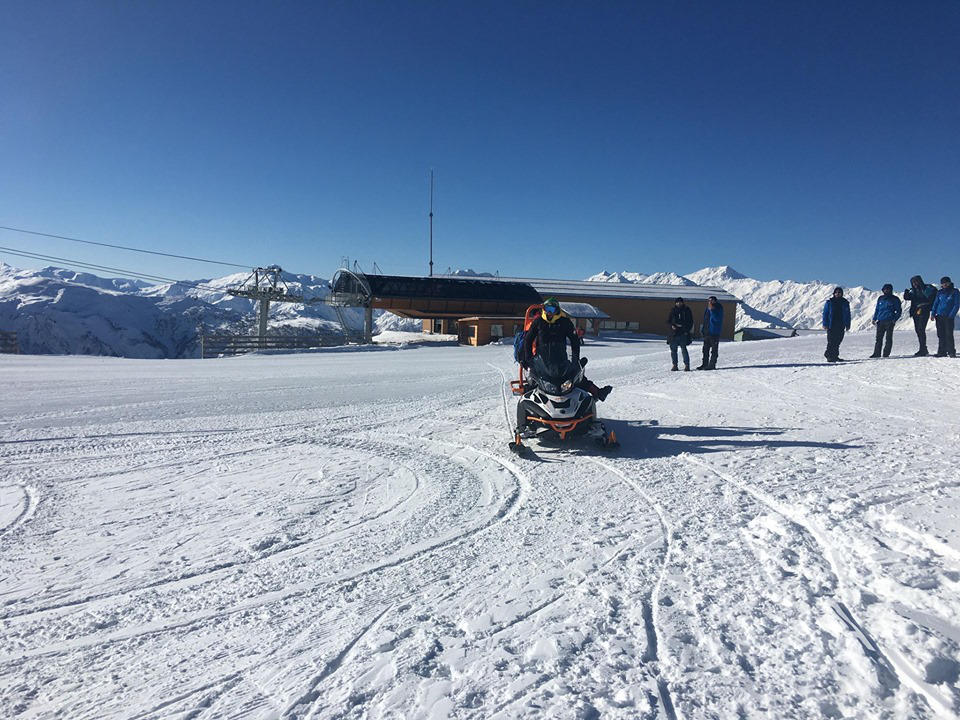 В Местии в результате схода лавины погиб турист