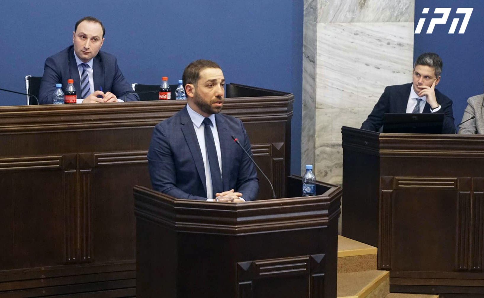 ირაკლი შოთაძე უგულავაზე - არ შეიძლება, არ გავიხსენოთ ყოფილი მერის მიერ ჩადენილი სხვა კორუფციული  ფაქტები  - „თბილსერვისის“ საქმე, სადაც 5 მილიონამდე ლარის პარტიული მიზნებისთვის გამოყენება მოხდა