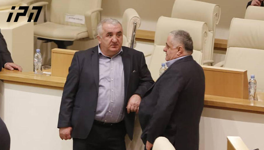 კარლო კოპალიანი პარლამენტში ვალერი გელაშვილმა ჩაანაცვლა