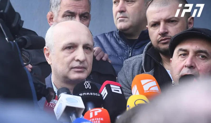 ვანო მერაბიშვილი - სააკაშვილის ინტერვიუს მახინჯი ინტერპრეტაციის უყურადღებოდ დატოვება არ შემიძლია, დამაბრალო ის, რასაც მთელი ცხოვრება ვებრძოდი, არის ამორალური და უსინდისო საქციელი - სკამისა და არჩევნების გამო, არ შეიძლება ყველაფერი იკადრო