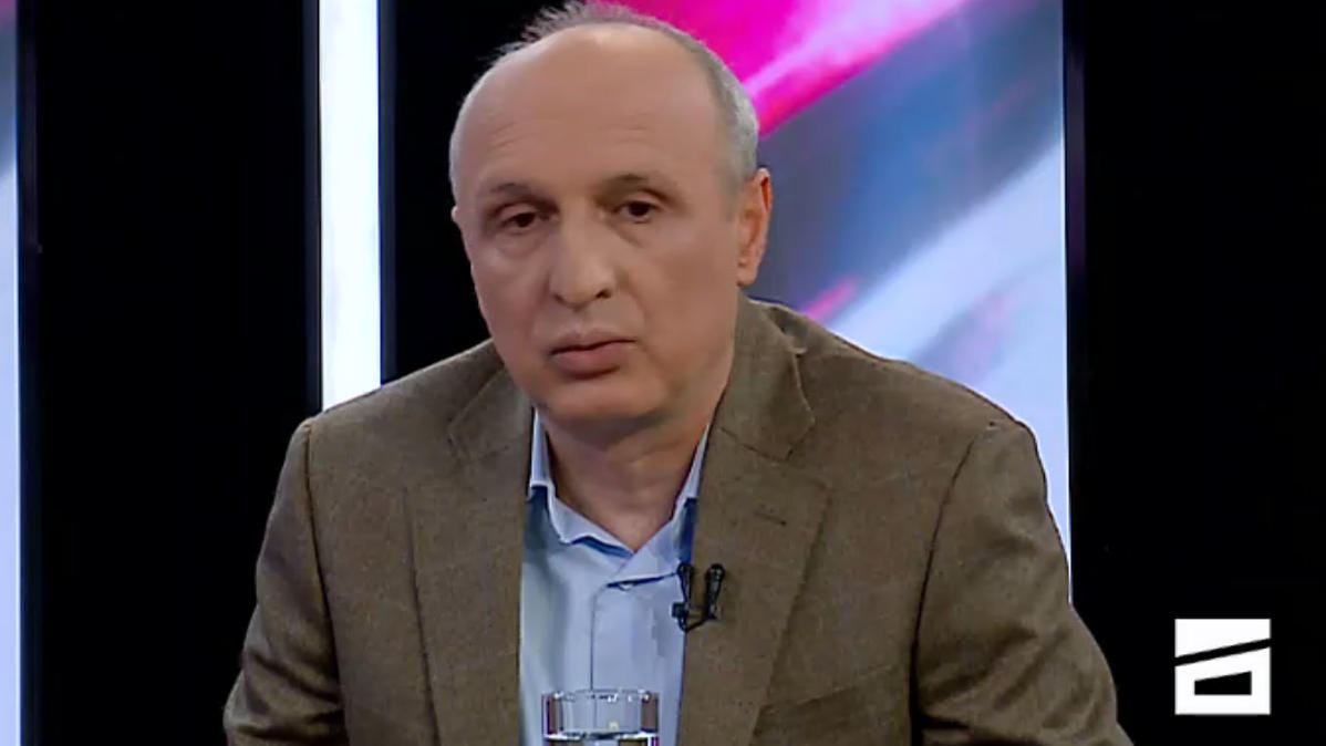 ვანო მერაბიშვილი „ორი გვამის“ თაობაზე განმარტებას აკეთებს