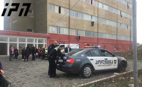 ქუთაისში სოციალური საცხოვრისის ბენეფიციარებსა და მერიის საბინაო სამსახურის თანამშრომლებს შორის ფიზიკური დაპირისპირება მოხდა