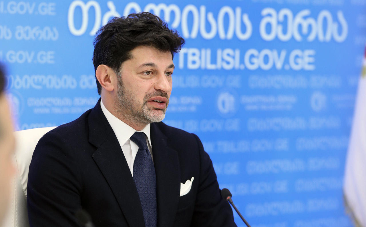 კახა კალაძემ მოადგილეებს და საქალაქო სამსახურის ხელმძღვანელებს მოუწოდა, თანამშრომლებს, რომელთაც დისტანციურად მუშაობის შესაძლებლობა აქვთ, ამის საშუალება მისცენ