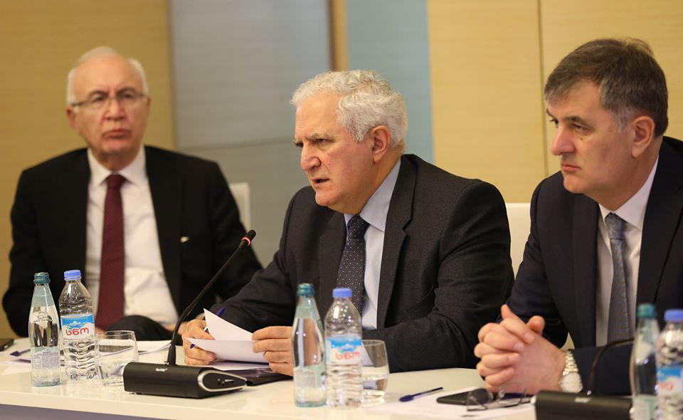 ამირან გამყრელიძე - ახალი კორონავირუსის შემთხვევების 81% მსუბუქად მიმდინარეობს, ანუ სრული გამოჯანმრთელებით მთავრდება, შესაძლო სამედიცინო ჩარევების გარეშეც