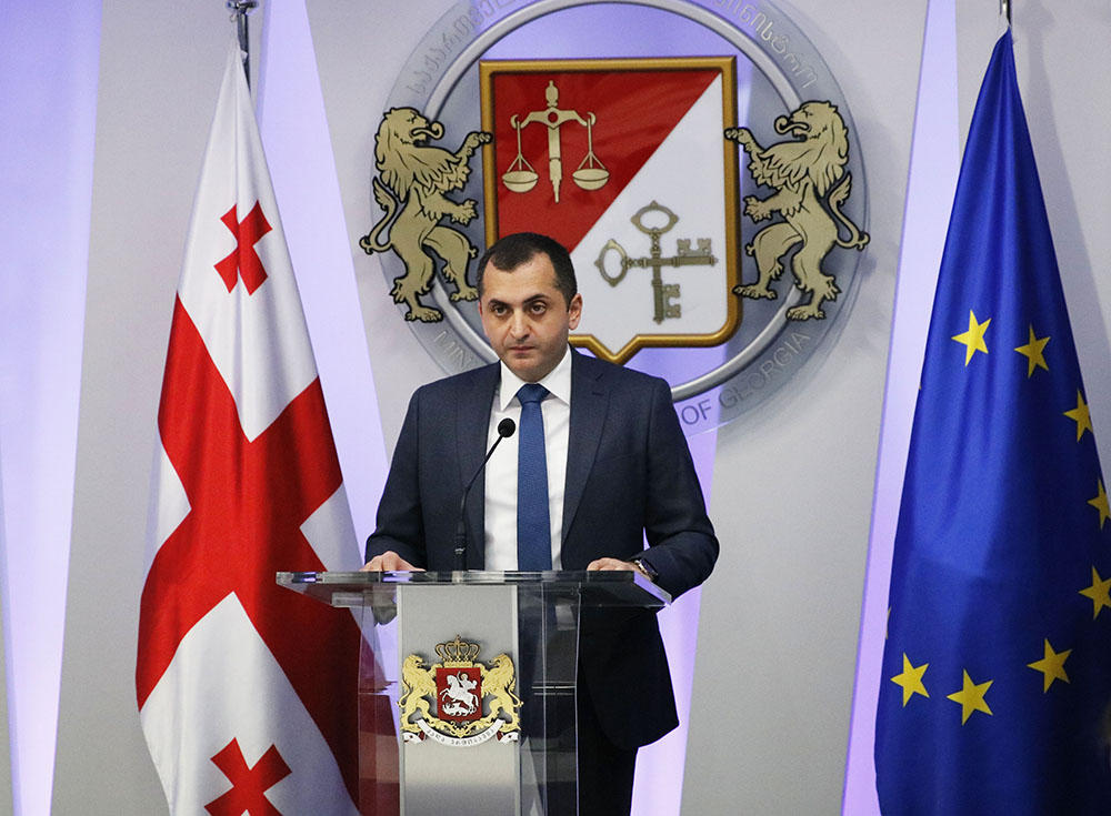 ფინანსთა სამინისტროს შემოსავლების სამსახური კორონავირუსთან დაკავშირებით განცხადებას ავრცელებს