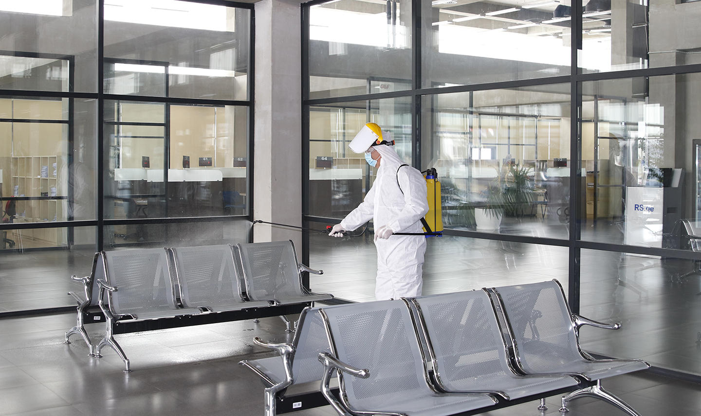 ფინანსთა სამინისტროს შემოსავლების სამსახურის ყველა ობიექტზე სადეზინფექციო სამუშაოები აქტიურად მიმდინარეობს