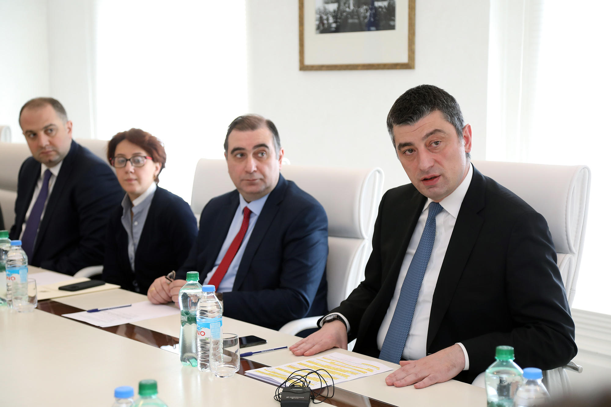 გიორგი გახარია ჯანდაცვის სამინისტროს, სამედიცინო პერსონალს, მესაზღვრეებს, მებაჟეებს და მოქალაქეებს მადლობას უხდის