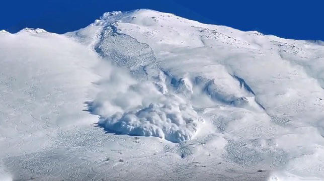 Three tourists killed in avalanche nearby Tetnuldi ski resort in Georgia