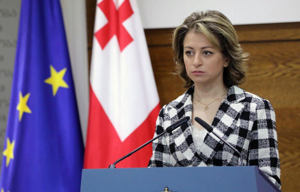 ეკატერინე ტიკარაძე - ჯანდაცვის სამინისტრო, ინფექციური საავადმყოფოს შენობის საკითხზე, კლინიკისა და „ავერსის“ კომუნიკაციაში პირადადაა ჩართული