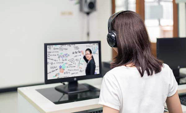 კორონავირუსის გამო, განათლების სამინისტრომ შესაძლოა, ონლაინ სწავლების სტანდარტზე მუშაობა დაიწყოს