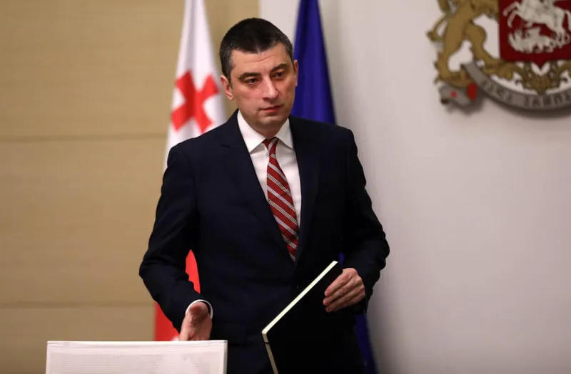 Гостиницам и ресторанам, туристическим агентствам, транспортным и экскурсионным компаниям на 4 месяца будет отсрочена уплата имущественного и подоходного налогов