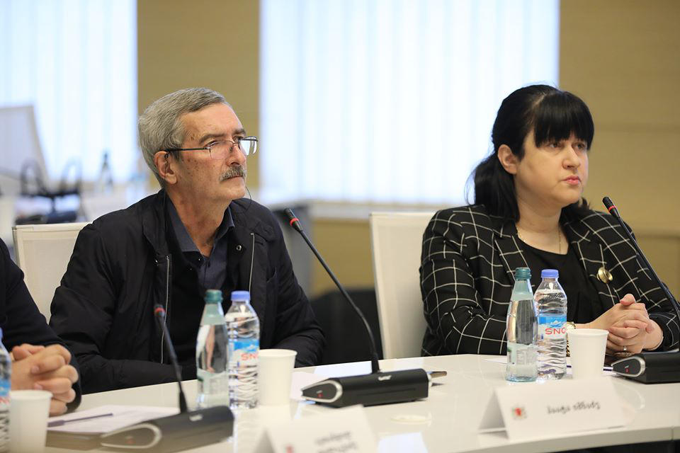 პაატა იმნაძე - ინფიცირებული ტურისტის გუდაურში ყოფნა არ ნიშნავს, რომ მას იქ ვინმე ჩაეხუტა - ჩვენ მოვნახავთ ყველას, ვინც არის საჭირო, დანარჩენები წყნარად იყვნენ თვითიზოლაციაში