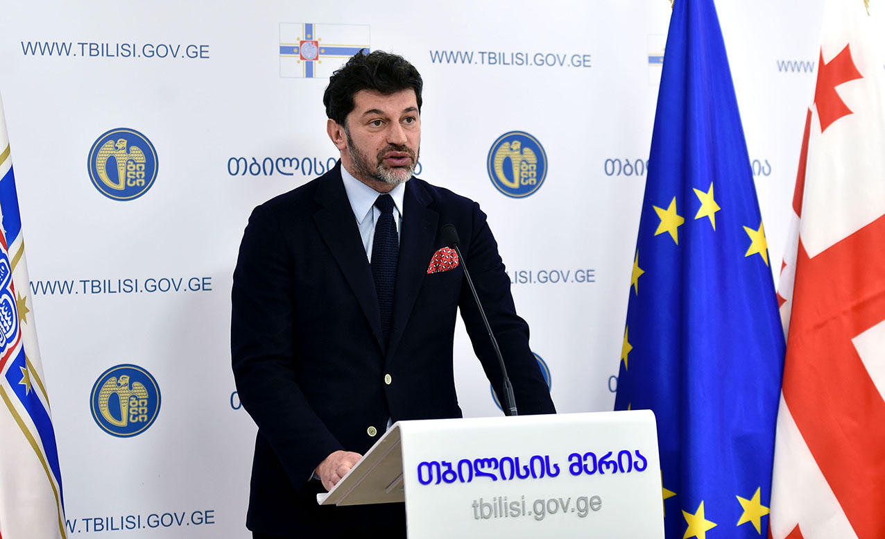 კახა კალაძის განცხადებით, თბილისში მიკროავტობუსების შესყიდვა დროებით გადაიდო