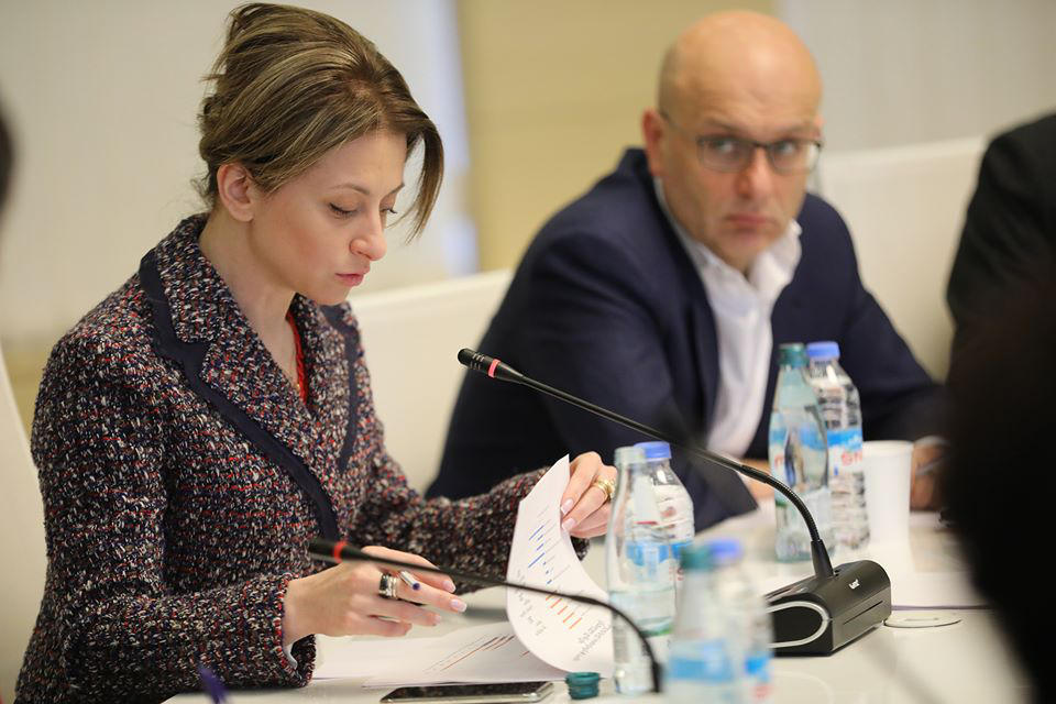 ჯანდაცვის მინისტრი - ამ ეტაპზე საკმარისია როგორც ხელოვნური სუნთქვის აპარატების, ისე მედპერსონალთა რაოდენობა