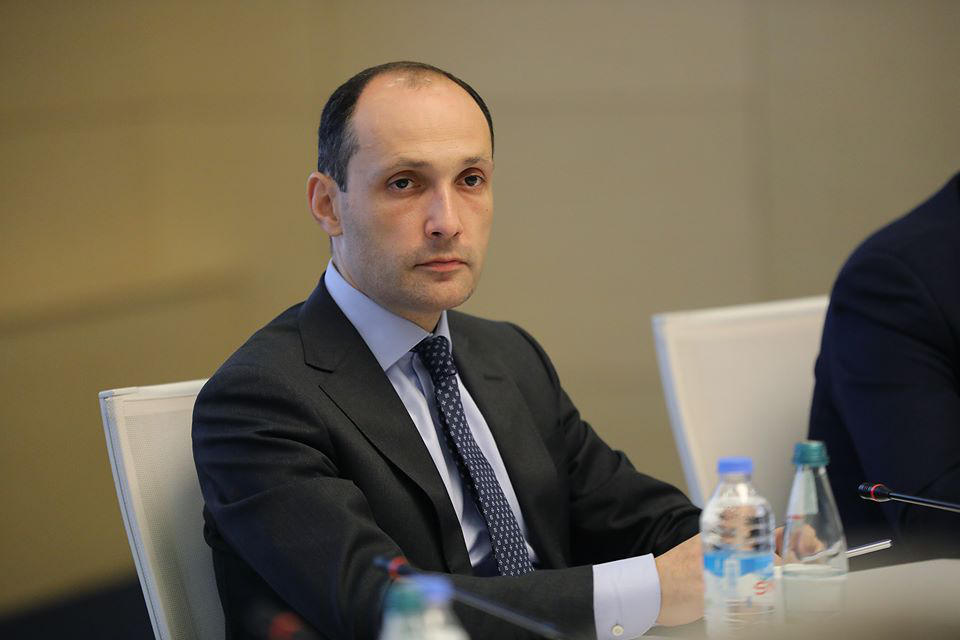 ლევან დავითაშვილის ინფორმაციით, მთავრობა სურსათის 9 ძირითად პროდუქტზე ფასს აზღვევს