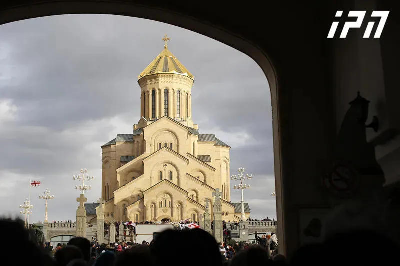 მართლმადიდებელი ეკლესია ავტოკეფალიის აღდგენის დღეს აღნიშნავს