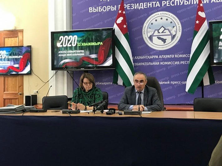 ოკუპირებულ აფხაზეთში ე.წ. საპრეზიდენტო არჩევნები მიმდინარეობს
