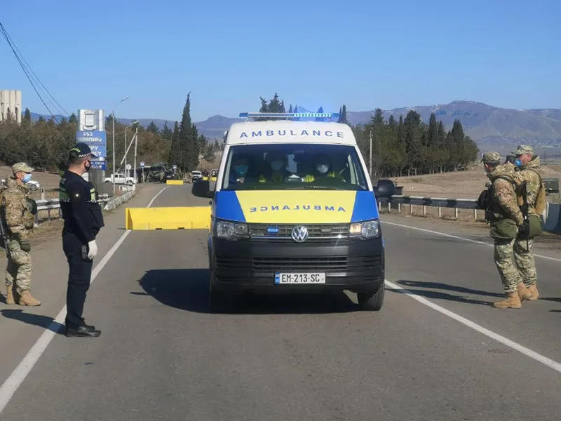 კორონავირუსით ინფიცირებულ სპორტსმენთან კონტაქტში მყოფი პირები კარანტინს ტოვებენ და თვითიზოლაციაში გადადიან