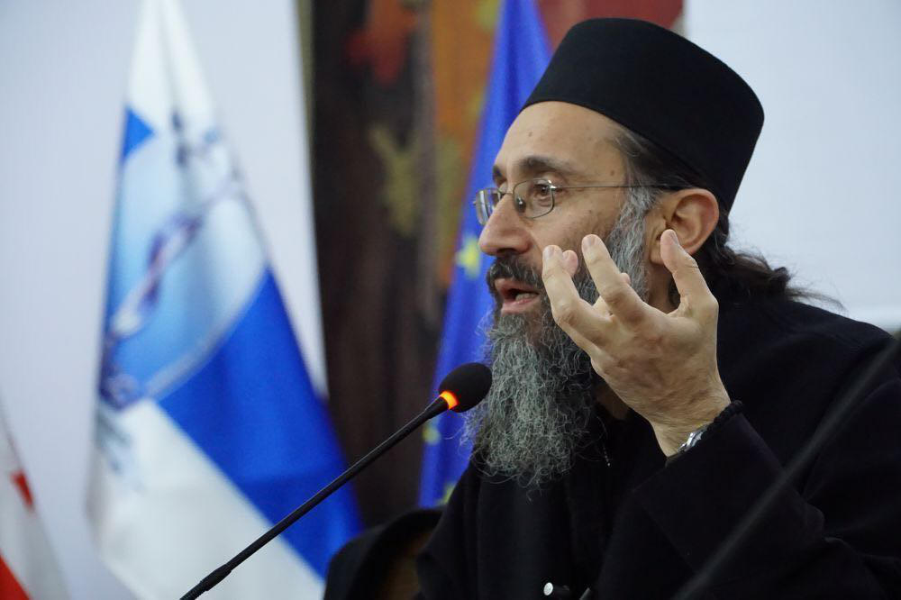 Archpriest Theodore Gignadze : The rule of communion is a canonical and traditional issue that can be changed, but only by the supreme hierarchy of the church