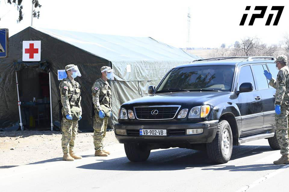 შსს - ჩვენი თანამშრომლები თავდაცვის ძალების წარმომადგენლებთან ერთად საგუშაგოებზე 24 საათის განმავლობაში აგრძელებენ წესრიგის დაცვას