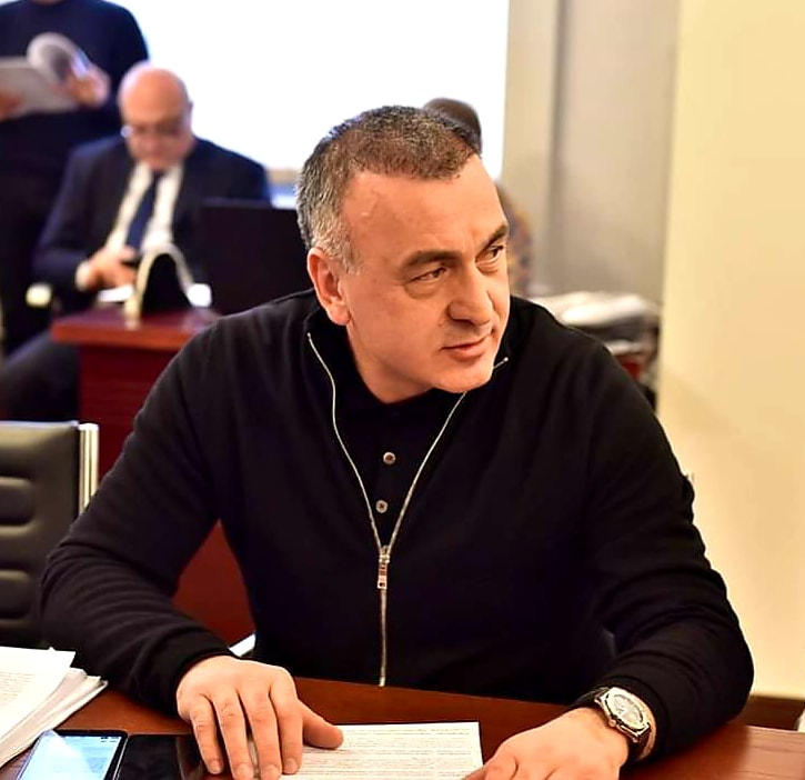 გოჩა ენუქიძემ საკარანტინო ზონისთვის საკუთარი სასტუმრო უსასყიდლოდ დათმო