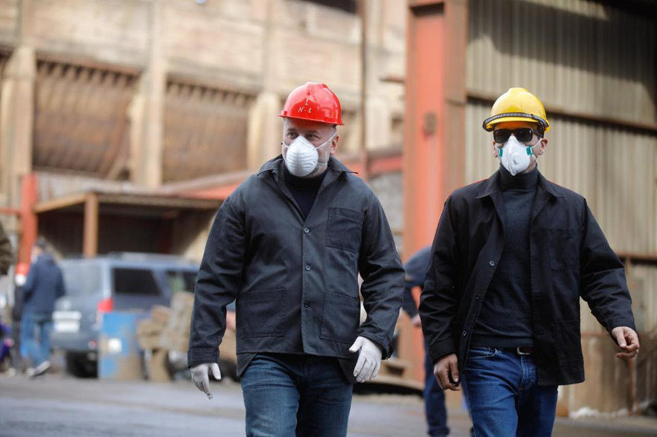 ზვიად შალამბერიძემ „ჭიათურ მანგანუმ ჯორჯიას" დირექტორს კორონავირუსის წინააღმდეგ ბრძოლის ფონდში 100 000 ლარის გადარცხვისთვის მადლობა გადაუხადა და ბიზნესმენებს კამპანიაში ჩართვისკენ მოუწოდა