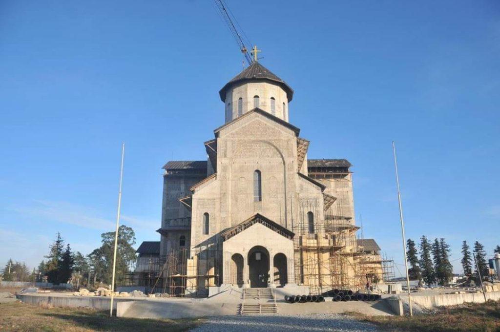 ზუგდიდის ივერიის ღვთისმშობლის ხატის სახელობის მშენებარე ტაძარი გაქურდეს