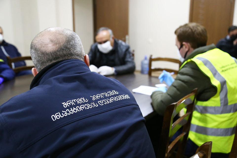 შრომის ინსპექციამ აკრძალული ეკონომიკური საქმიანობის ფაქტზე 2 ობიექტი დააჯარიმა, 2 309 ობიექტს კი საქმიანობა შეუჩერა