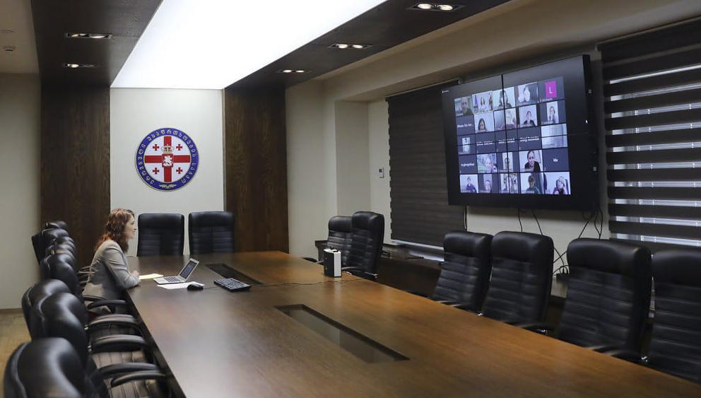 მთავრობის ადმინისტრაციის ინფორმაციით, ოჯახში და ქალთა მიმართ ძალადობის წინააღმდეგ მკაცრი პოლიტიკის გატარება გრძელდება