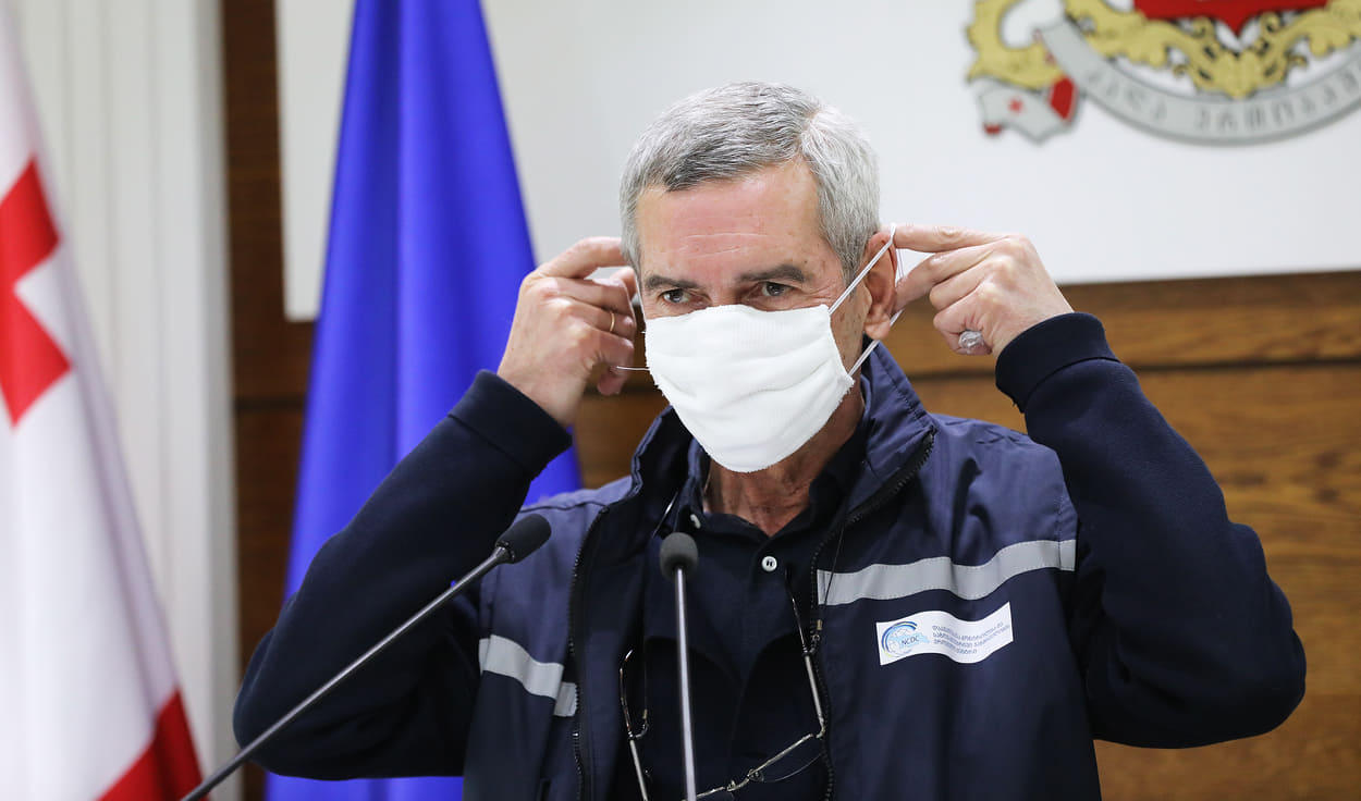 პაატა იმნაძე - გვყავს პაციენტი, რომელიც პირველ ხუთეულში შედიოდა, მაგრამ ტესტი კორონავირუსზე დღემდე დადებითს აჩვენებს - ეს არის ამ ვირუსის ვერაგობა