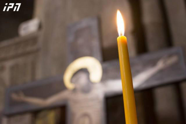 13 clergymen say they refuse to take active part in liturgical life