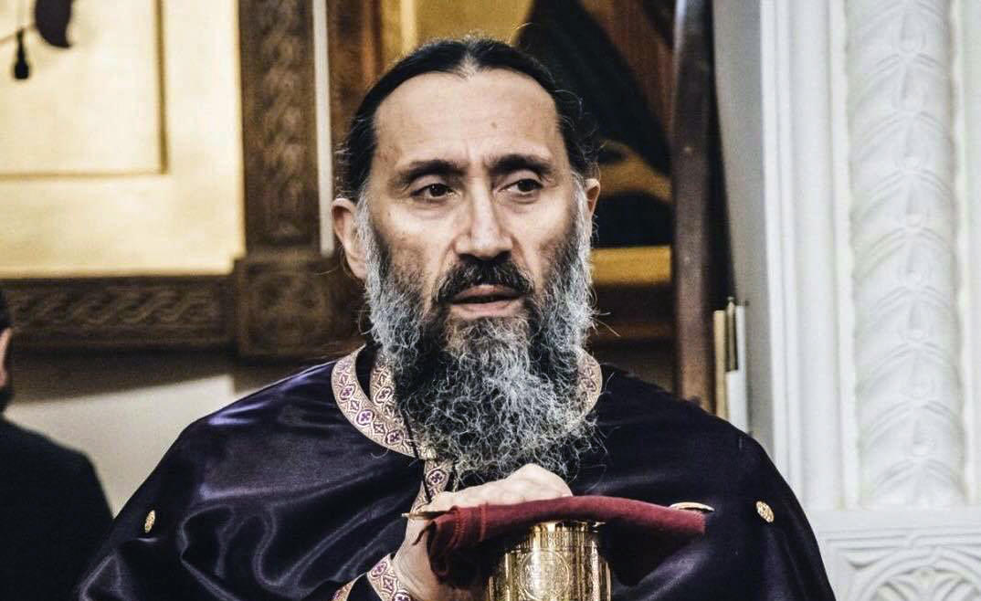 მამა თეოდორე გიგნაძის გადაწყვეტილებით, ჯვართამაღლების ტაძარში პანდემიის დასრულებამდე მსახურება მრევლის გარეშე ჩატარდება