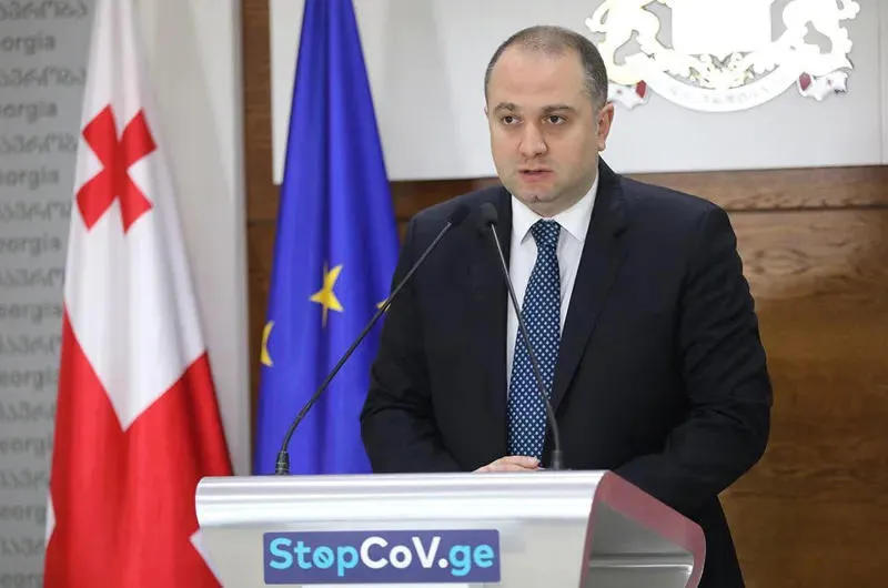 ირაკლი ჩიქოვანი განმარტავს, რა შეზღუდვები უქმდება და რა რჩება ძალაში