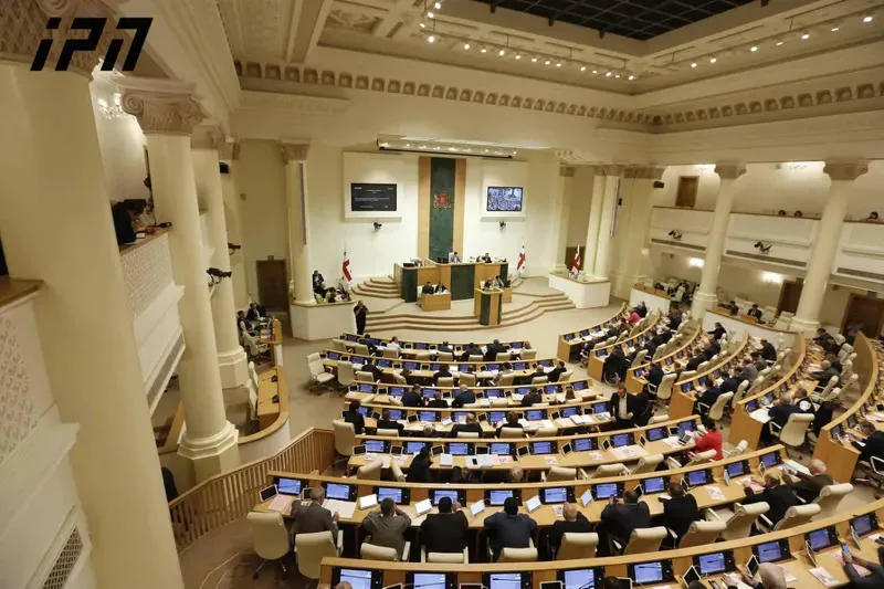 მძღოლს, რომელიც სკოლის ორგანიზებული ღონისძიებისას მოსწავლეების გადაყვანას უზრუნველყოფს, ნარკოლოგიური შემოწმების შესახებ ცნობა უნდა ჰქონდეს