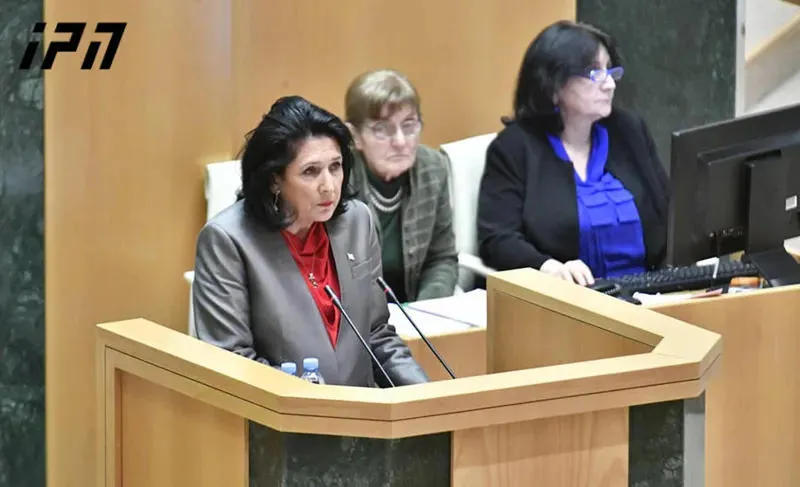 Президент Грузии соболезнует семьям умерших от коронавируса