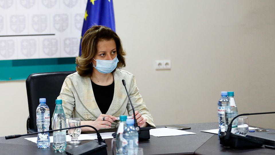 ეკატერინე ტიკარაძის განცხადებით, ვაქცინის დამატებითი დოზების მიღებისთვის მოლაპარაკება მიმდინარეობს პარტნიორ ქვეყნებთან, მათ შორის ისრაელთან „ასტრაზენეკასა“ და „მოდერნას“ მისაღებად