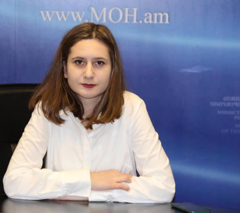 სომხეთის ჯანდაცვის მინისტრის პრესსპიკერი მინისტრის საქართველოსთან დაკავშირებით განცხადებაზე განმარტებას აკეთებს