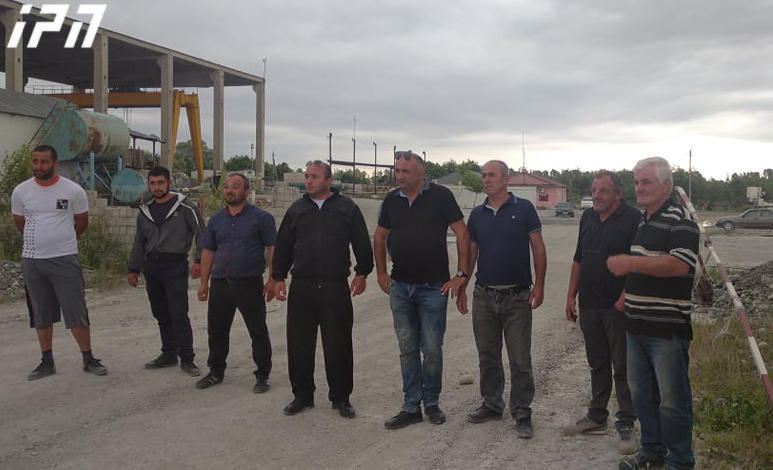 ავტობანის მშენებლობაზე დასაქმებულები კომპანია „აკორდისგან" კუთვნილი ხელფასის მიღებას მოითხოვენ