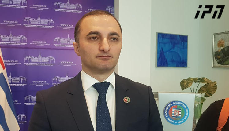 აჭარის უმაღლესი საბჭოს თავმჯდომარეს დავით გაბაიძეს კორონავირუსი დაუდასტურდა