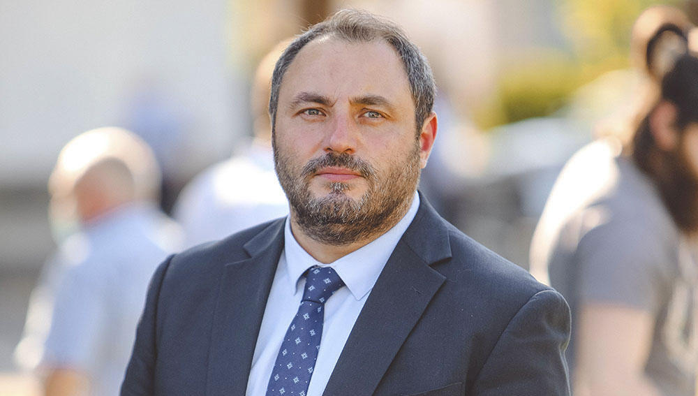 ბექა ნაცვლიშვილი - „მინიმალური ხელფასის ოდენობის შესახებ" კანონპროექტის მიღებით 300 000 დასაქმებულის მდგომარეობა გაუმჯობესდება