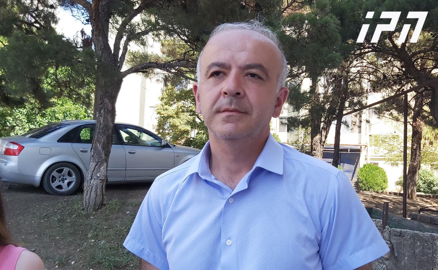 გიორგი შაქარაშვილის ბიძა აცხადებს, რომ შსს-ში იმყოფებოდა „როგორც ოჯახის წარმომადგენელი“ და სამუშაო შეხვედრა ჰქონდა
