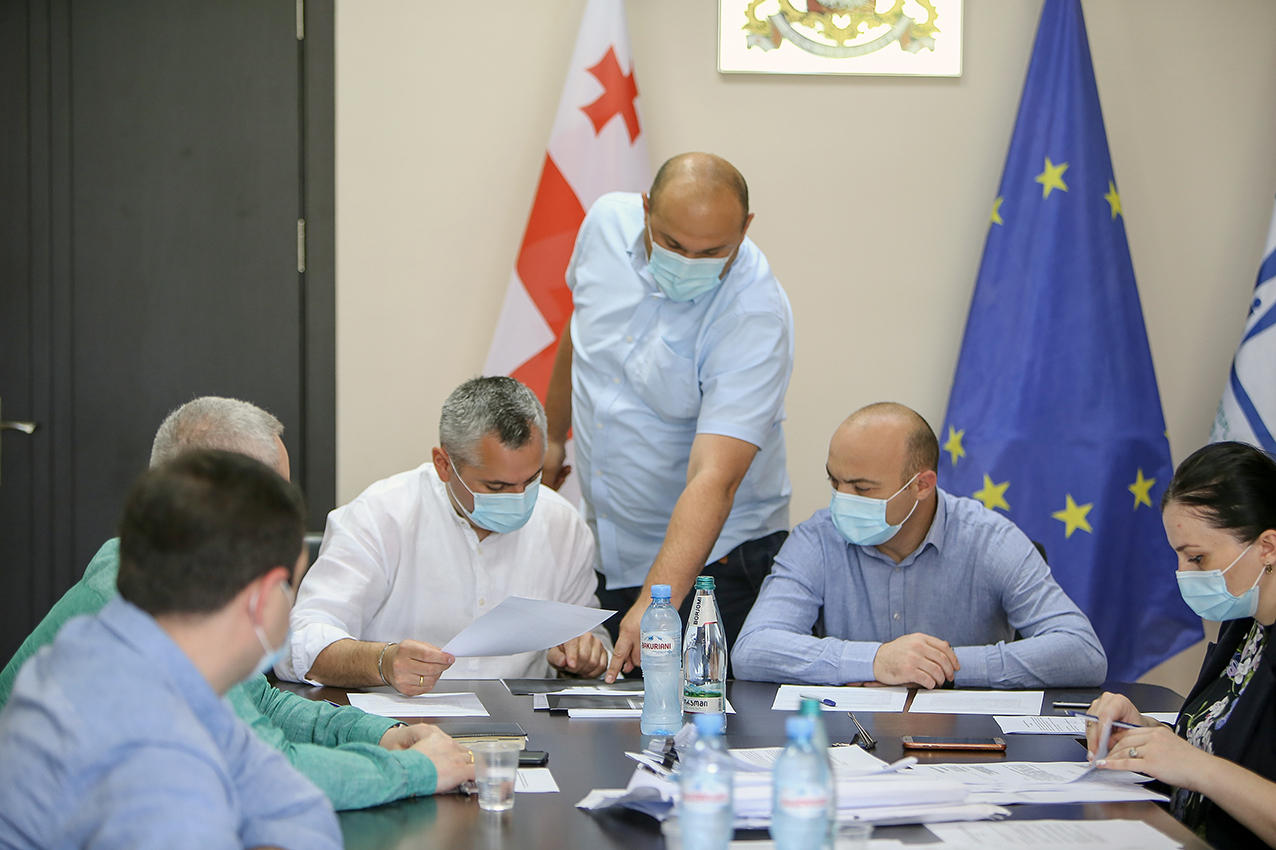 დევნილთა სააგენტო დევნილი ოჯახებისთვის ქუთაისსა და გორში 156 ბინას შეისყიდის