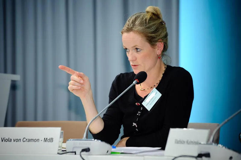 ვიოლა ფონ კრამონი - კარგია, რომ „ქართული ოცნება“ ავლენს კომპრომისისთვის მზაობას, საჭიროა ოპოზიციამაც მიბაძოს