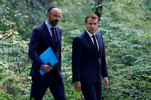 French PM Edouard Philippe resigns as Macron plans new team